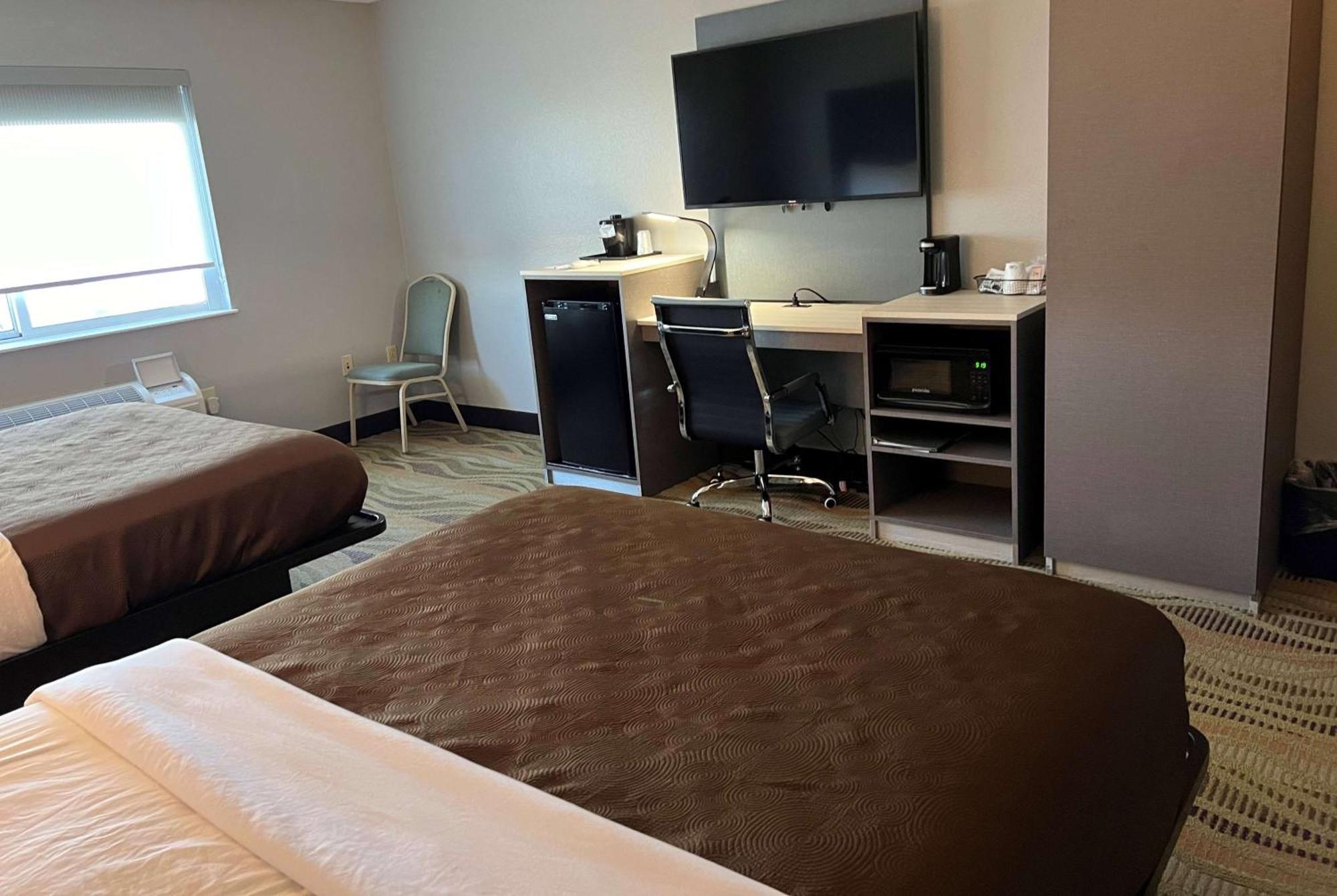 Americinn By Wyndham Republic Екстериор снимка